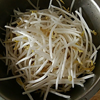 肉沫炒绿豆芽的做法图解1