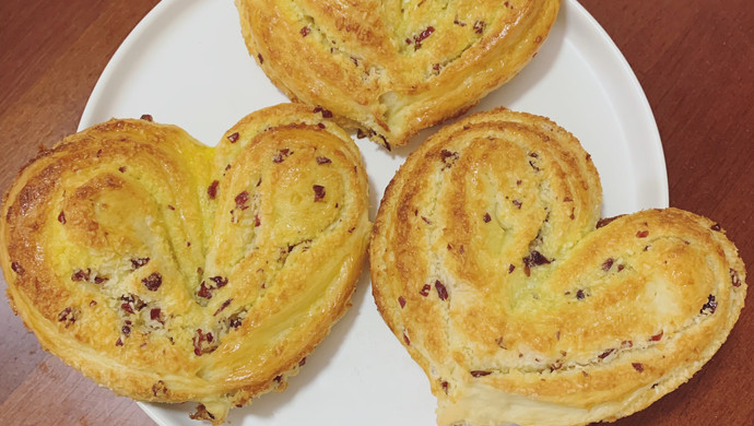 就连面包都是爱你❤️的形状