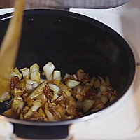 香菇鸡肉焖饭（一人份）的做法图解3