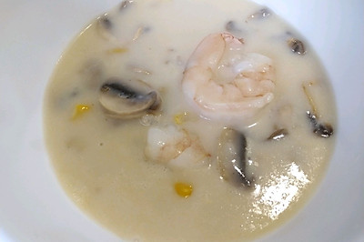 奶油鲜虾蘑菇浓汤