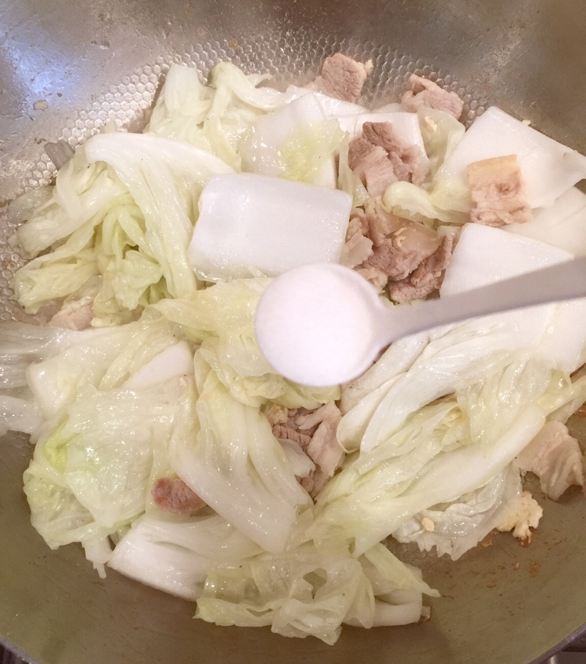 大白菜五花肉炖豆腐的做法图解4