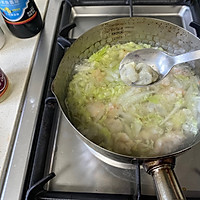 快手菜：白菜虾滑汤的做法图解10
