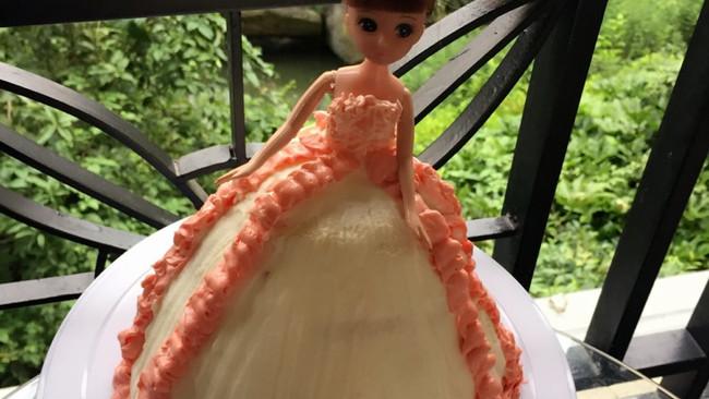 公主生日蛋糕——每个女孩都是公主的做法