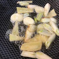 炖牛肉意大利面的做法图解1