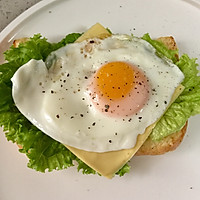 快手早餐|水煎蛋开放式三明治的做法图解9