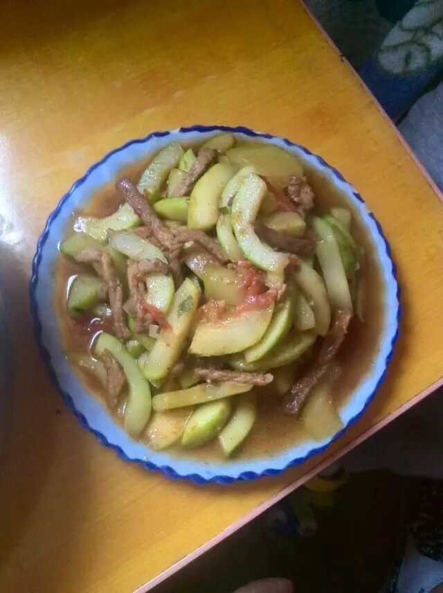 西葫芦炒肉丝的做法