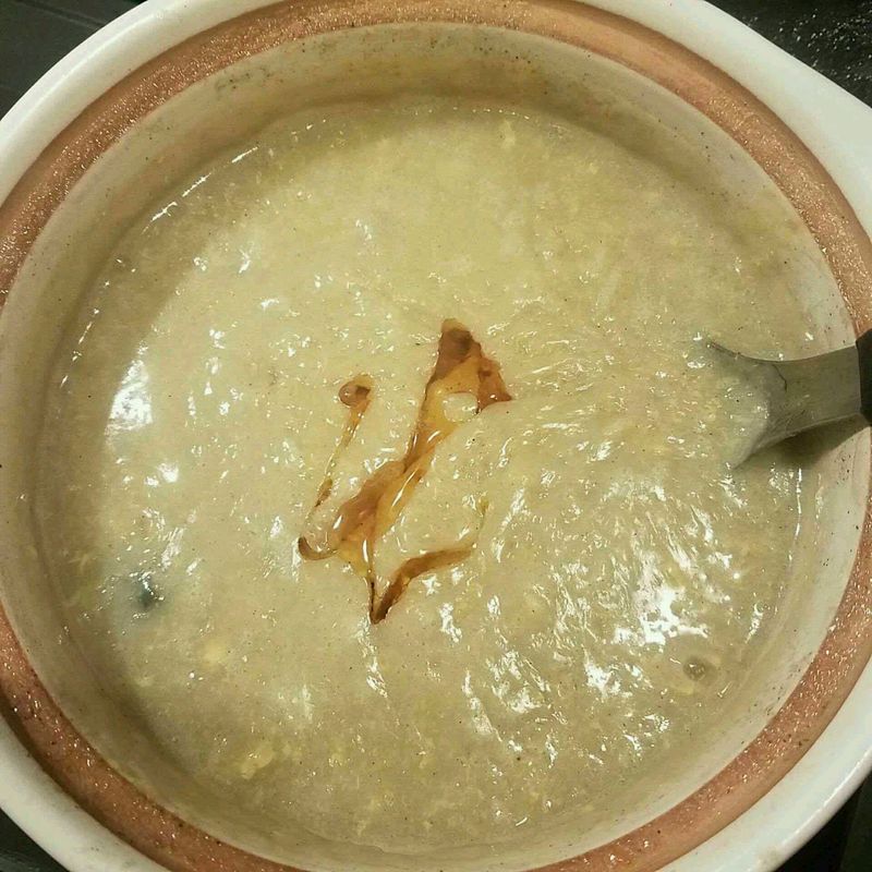 Congee with preserved egg and lean meat