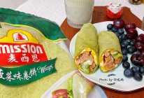 #节日美味就这么简单#午餐肉黄瓜鸡蛋卷饼的做法