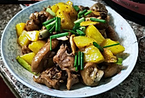 土豆香炆鸡腿肉的做法