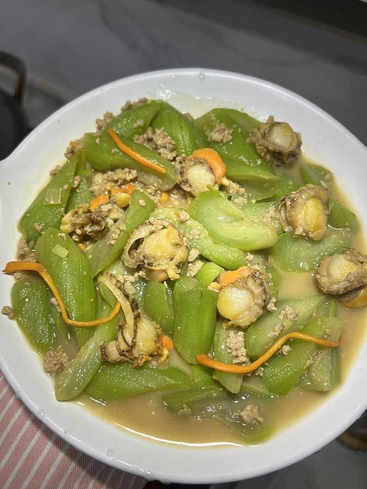 扇贝肉炒丝瓜的做法