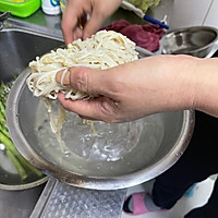 炸金针菇的做法图解3