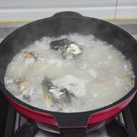 #秋日养生这样吃#鱼头豆腐汤的做法图解4