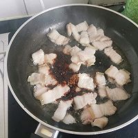 #给年味整点鲜的#蒜苔炒肉的做法图解4