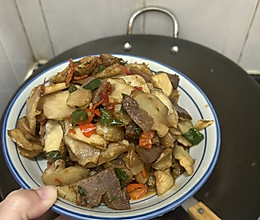 腊肉炒洋姜的做法