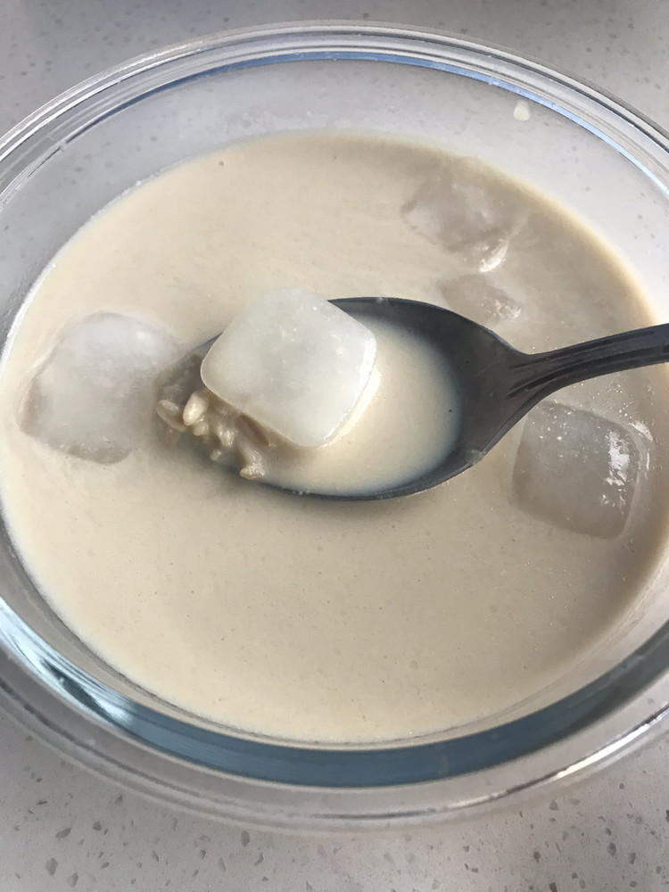 甜胚子奶茶的做法