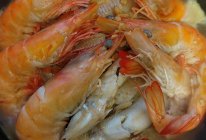 #晒出你的中秋团圆饭#海大虾杂鱼煲 喜欢海鲜的看过来~的做法