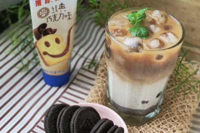 奥利奥冰拿铁