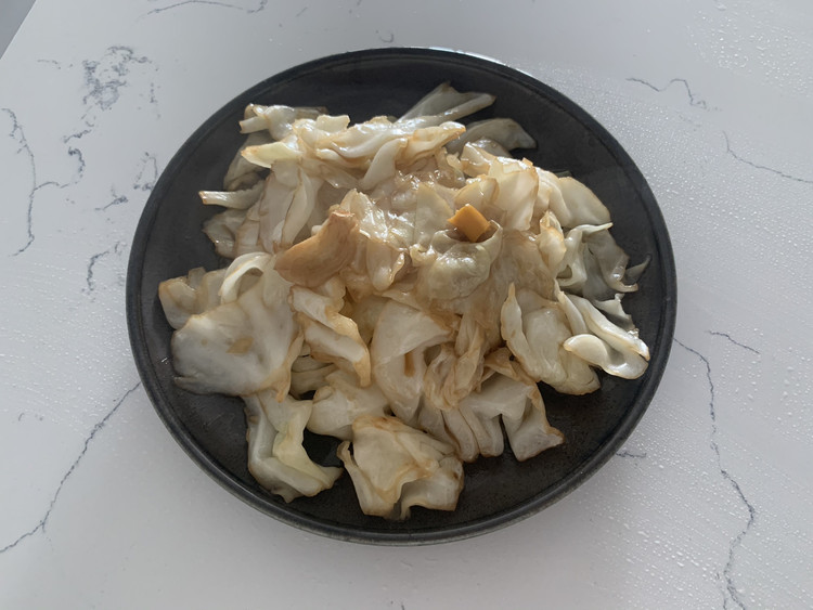 快手家常菜之手撕包菜的做法