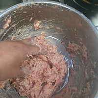 炸肉圆子的做法图解12