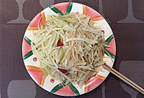 家常版芹菜炝炒土豆丝，酸脆爽口，欢迎试试的做法