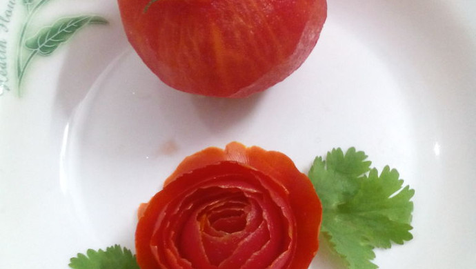 摆盘玫瑰花简单制作法 西红柿 怎么做 摆盘玫瑰花简单制作法 西红柿 的做法 豆果美食