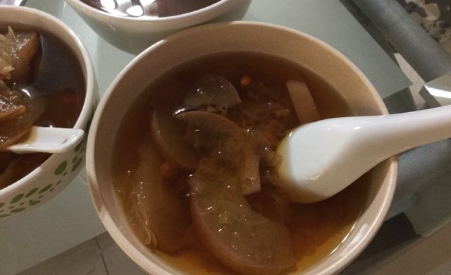 雪梨银耳汤