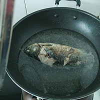 营养鲫鱼豆腐汤的做法图解4