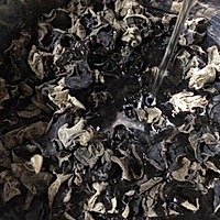 凉拌木耳 附升级版的万用凉拌汁的做法图解1