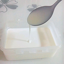 自制酸奶、超好吃，（不用酸奶机）只用家里有的电饭煲！