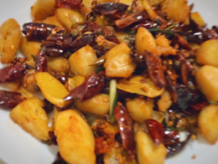 辣子鸡丁的做法