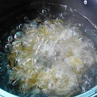 腊肠贝壳面的做法图解2