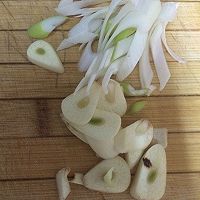 金针菇炒培根的做法图解4