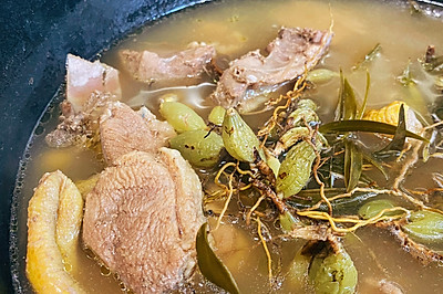 石橄榄罗汉果老鸭汤