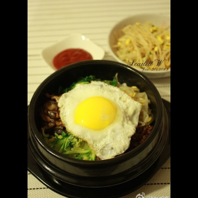 石锅拌饭（Bibimbap）的做法