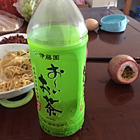 牛奶峰蜜茶的做法图解1