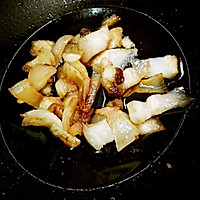 青椒回锅肉的做法图解2