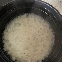 腊肠煲仔饭的做法图解3