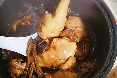味道最棒的炖鸡腿
