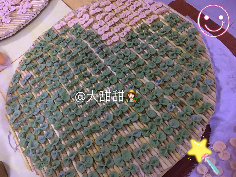 蔬菜宝宝蝴蝶面的做法