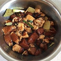 蛋黄鲜肉粽的做法图解3
