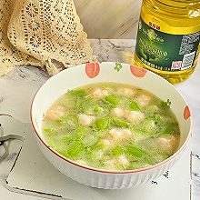 #金龙鱼橄榄油调和油520美食菜谱#鲜美虾滑丝瓜汤
