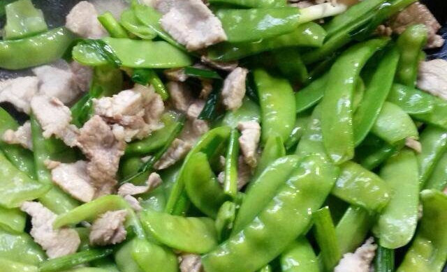 瘦肉炒荷兰豆