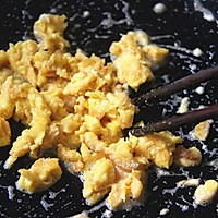 【赛螃蟹】鸡蛋做出螃蟹味道的做法图解3