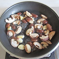 香菇炒白菜的做法图解4