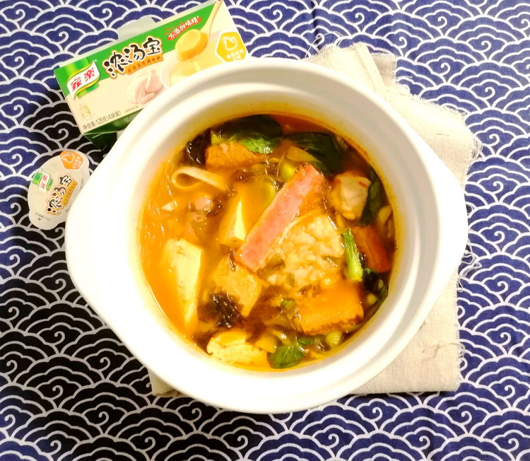 用家乐浓汤宝做个韩式火锅的做法