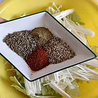 低脂金针菇包菜的做法图解3
