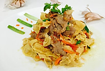 香煎瘦肉烩腐皮的做法