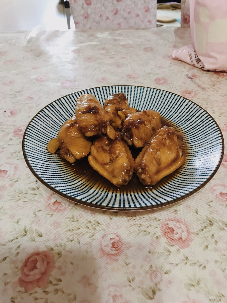 可乐鸡翅（新手小白也能轻易完成的菜）的做法
