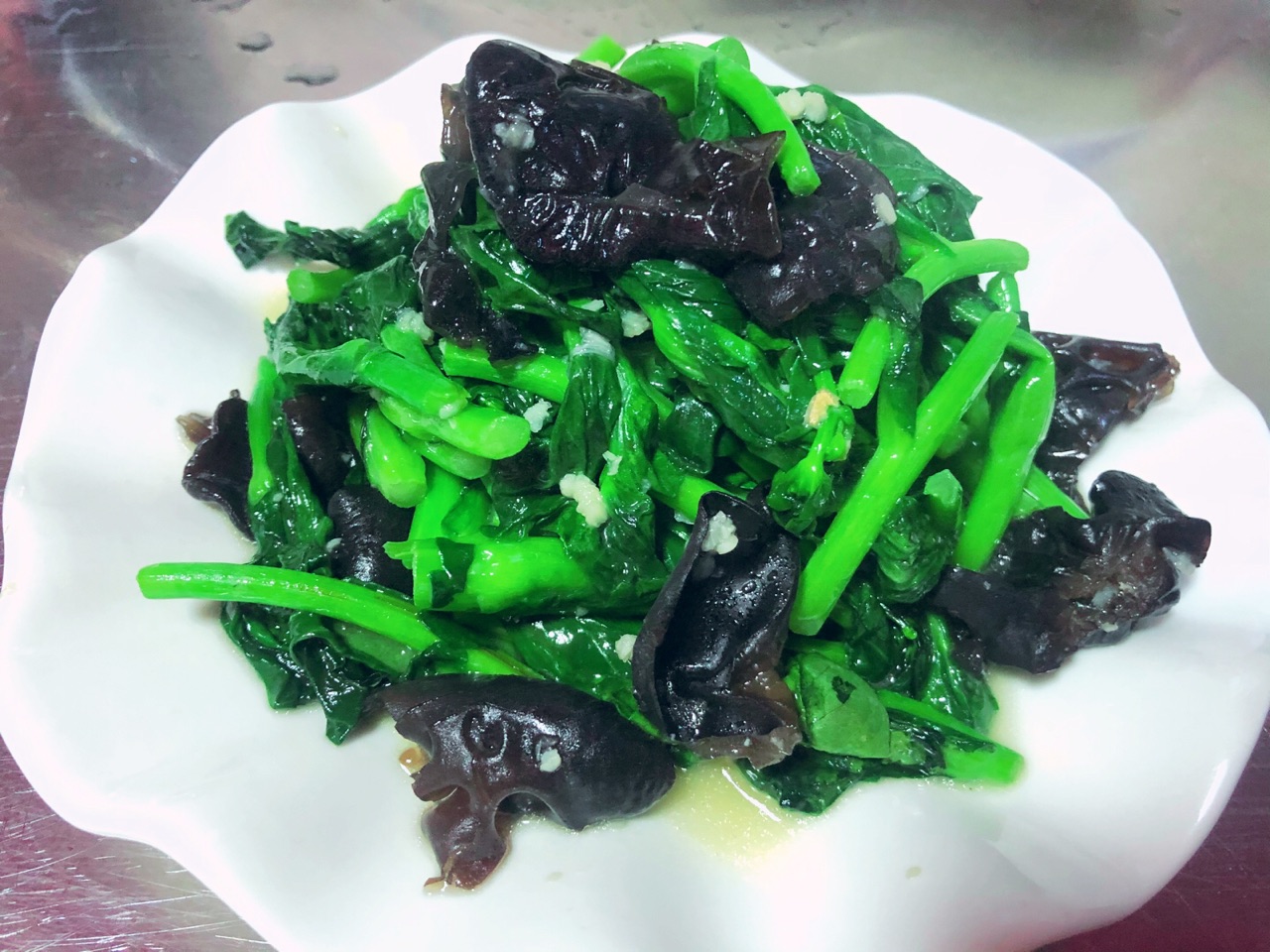 紫油菜苔怎么做_紫油菜苔的做法_我是王梅子_豆果美食