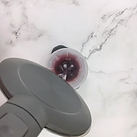 蓝莓冰球球气泡水的做法图解8